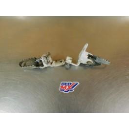 Supports de cales pieds + cales pieds Honda 250 NX