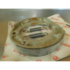 Mâchoires de frein Yamaha DT 250 1975/ IT 250 1980/ YZ 250 1976-79/ XT 500 1976 YMF12035