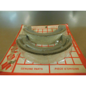 Mâchoires de frein Suzuki LT-F 160 1991-2004/ TM 250 1972-75/ TM 400 1971-75/ TS 250 1971-72 54400-32810