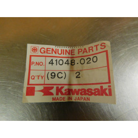 Mâchoires de frein Kawasaki ER 250 1983-84/ EX 305 GPZ 1985-89/ EX 500 GPZ 1987-91/ ZR 550 1983-84 41048-020
