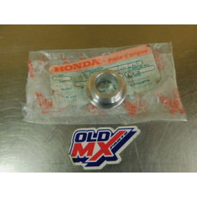 Entretoise de roue arrière Honda CR 125 1988-1994/ CR 250 1988-1994/ CR 500 1988-2001 42311-KS6-830