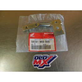 Patte de fixation du cache latéral droit Honda CBR 900 FIREBLADE 1992-1994 50201-MW0-000