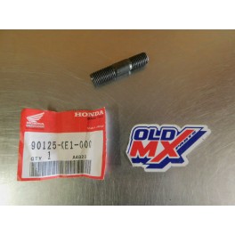 Goujon roue arrière Honda MTX 125 1983-1987, 1990 90125-KE1-000
