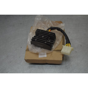 Régulateur Kawasaki neuf pour: ZR400 ZX400 ZX500 Z550...
