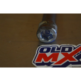 Axe de bras oscillant SUZUKI 125 TSR