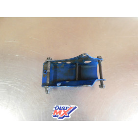 Support moteur SUZUKI 125 DR TYPE SF43B