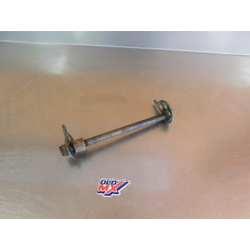 Axe de roue arrière + tendeurs YAMAHA 125 DTMX 