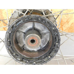 Roue arrière complette SUZUKI 600 DR