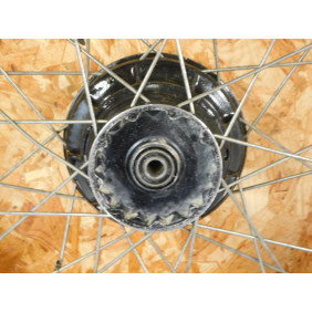 Roue avant complete Suzuki 80 RM 1983