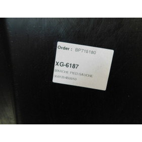 Plastique de marche pied gauche neuf MASAI A433