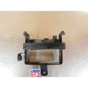 Support de batterie SUZUKI 600 DR 