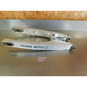 Bras oscillant HONDA 500 CR 1986 