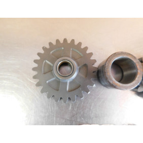Pignons divers bas moteur SUZUKI 85 RM