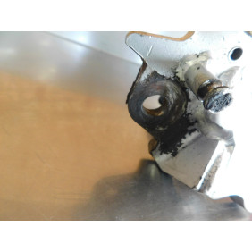 Cale pied + support gauche HONDA 750 Africa Twin RD04