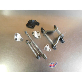 Pattes moteur + axes HONDA 750 Africa Twin RD04