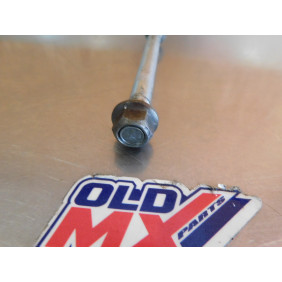 Pattes + axes moteur SUZUKI 250 RMZ 2010