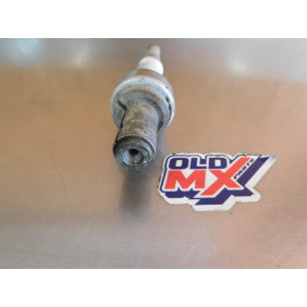 Axe de roue avant TRIUMPH 200 T20 Tiger Cub