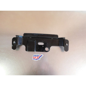 Patte serrure de selle TGB TARGET 550 IRS