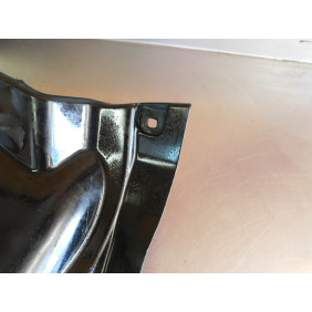 Plastique de passage de roue avant droit TGB TARGET 550 IRS