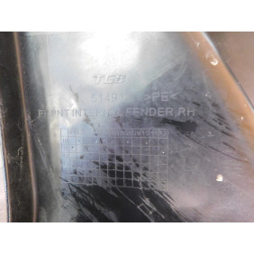 Plastique de passage de roue avant droit TGB TARGET 550 IRS