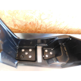 Marche pied plastique gauche TGB TARGET 550 IRS
