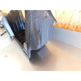 Marche pied plastique gauche TGB TARGET 550 IRS