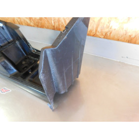 Marche pied plastique droit TGB TARGET 550 IRS