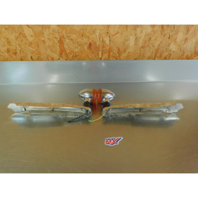 Clignotant arrière + support  Keeway 125