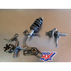 Système de séléction ( barillet + fourchettes ) Yamaha 125 DTMX