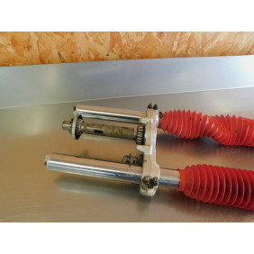 Fourche + té de fourche inferieur  Yamaha XT 600 Ténéré Type 34L