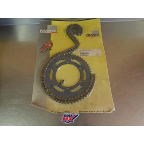 Kit chaine complet neuf Derbi GPR50 2000/01