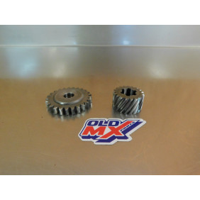 Pignons bas moteur divers Yamaha 125 AT2