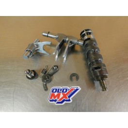 Système de séléction ( barillet + fourchettes ) Yamaha 125 AT2