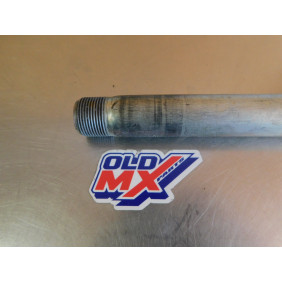 Axe de roue avant Kawasaki 600 ZX6R 1998-2000