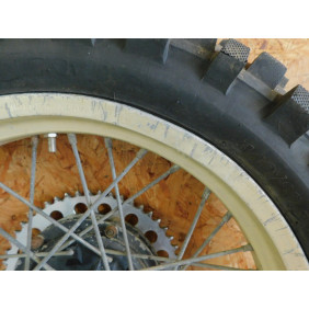 Roue arrière Husqvarna 400 WRLC 1986