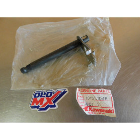 Axe de selecteur Kawasaki KX125 1982-1983 13161-1045