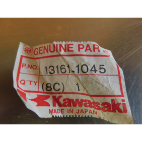 Axe de selecteur Kawasaki KX125 1982-1983 13161-1045