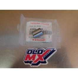 Entretoise d'amortisseur Kawasaki KDX 1989-02/ KLX/ KX 100/125/250 1989-07 42036-1248