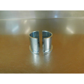 Paire de bride d'échappement Honda CB 125/350/400/ CD 125 18233-303-010